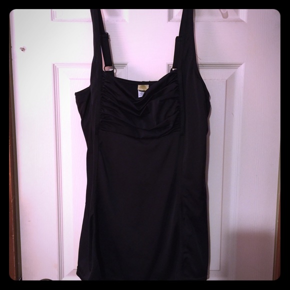 Klander Other - Ruched, skirted bathing suit